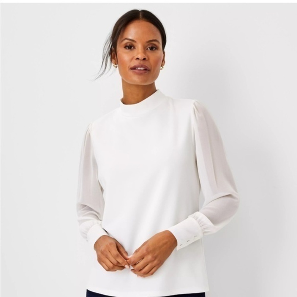 Ann Taylor White Ribbed 3/4 Sleeve Blouse